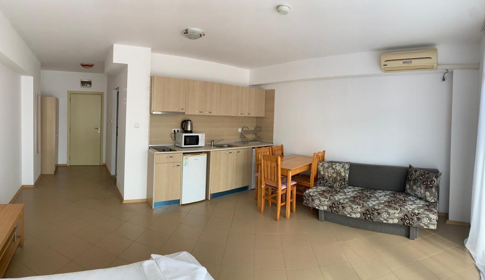 Grand Kamelia Apartments Sunny Beach Esterno foto