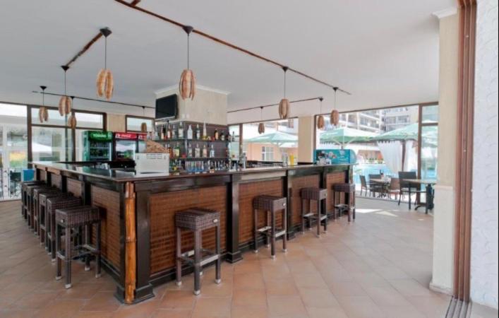 Grand Kamelia Apartments Sunny Beach Esterno foto