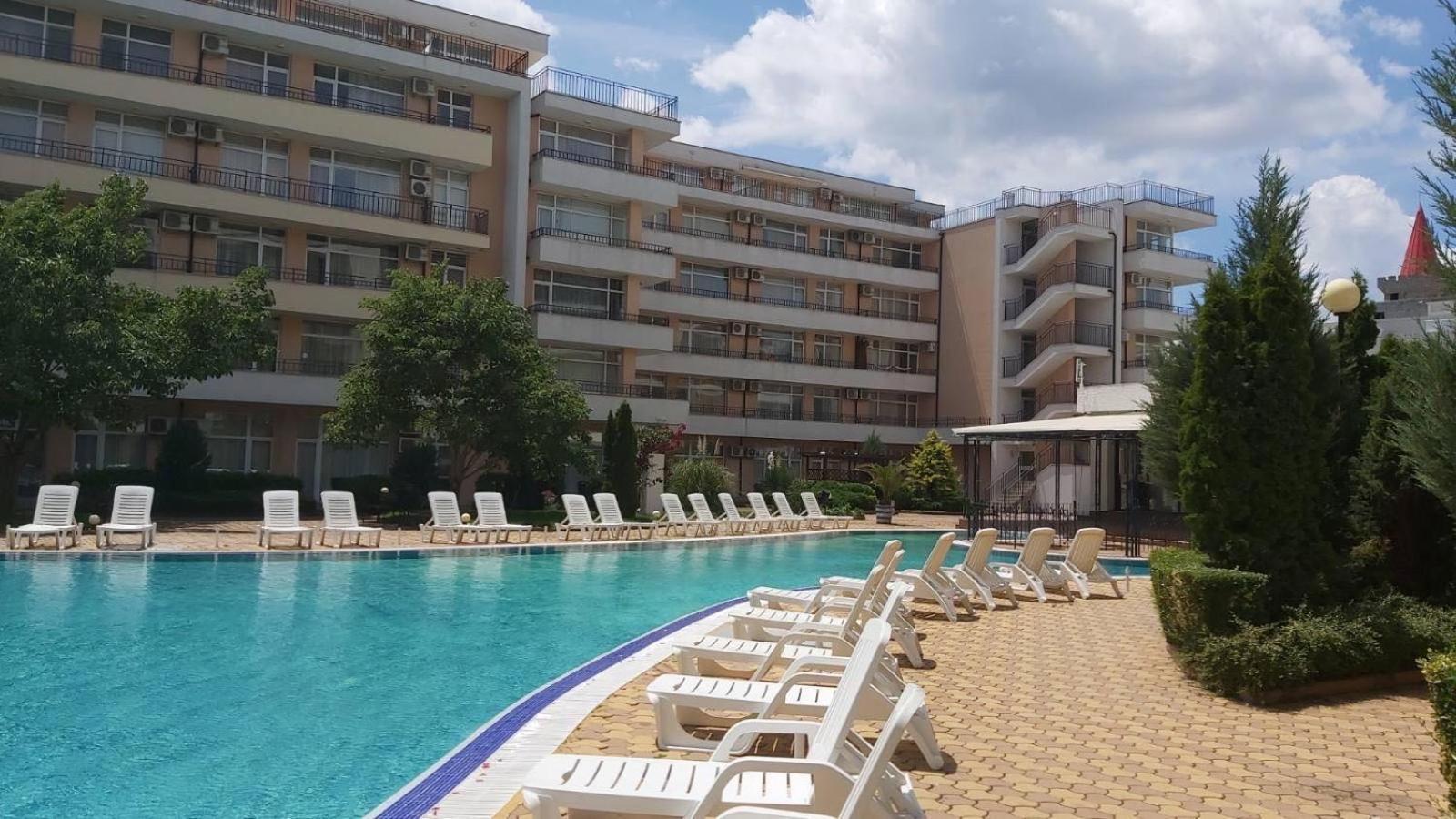 Grand Kamelia Apartments Sunny Beach Esterno foto