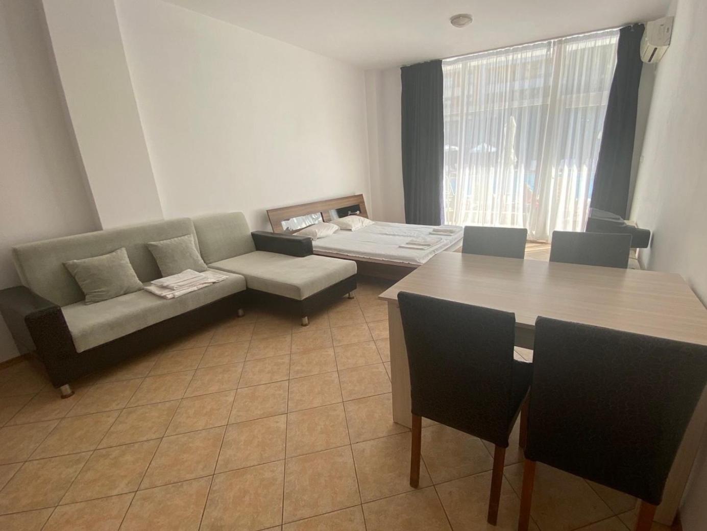 Grand Kamelia Apartments Sunny Beach Esterno foto
