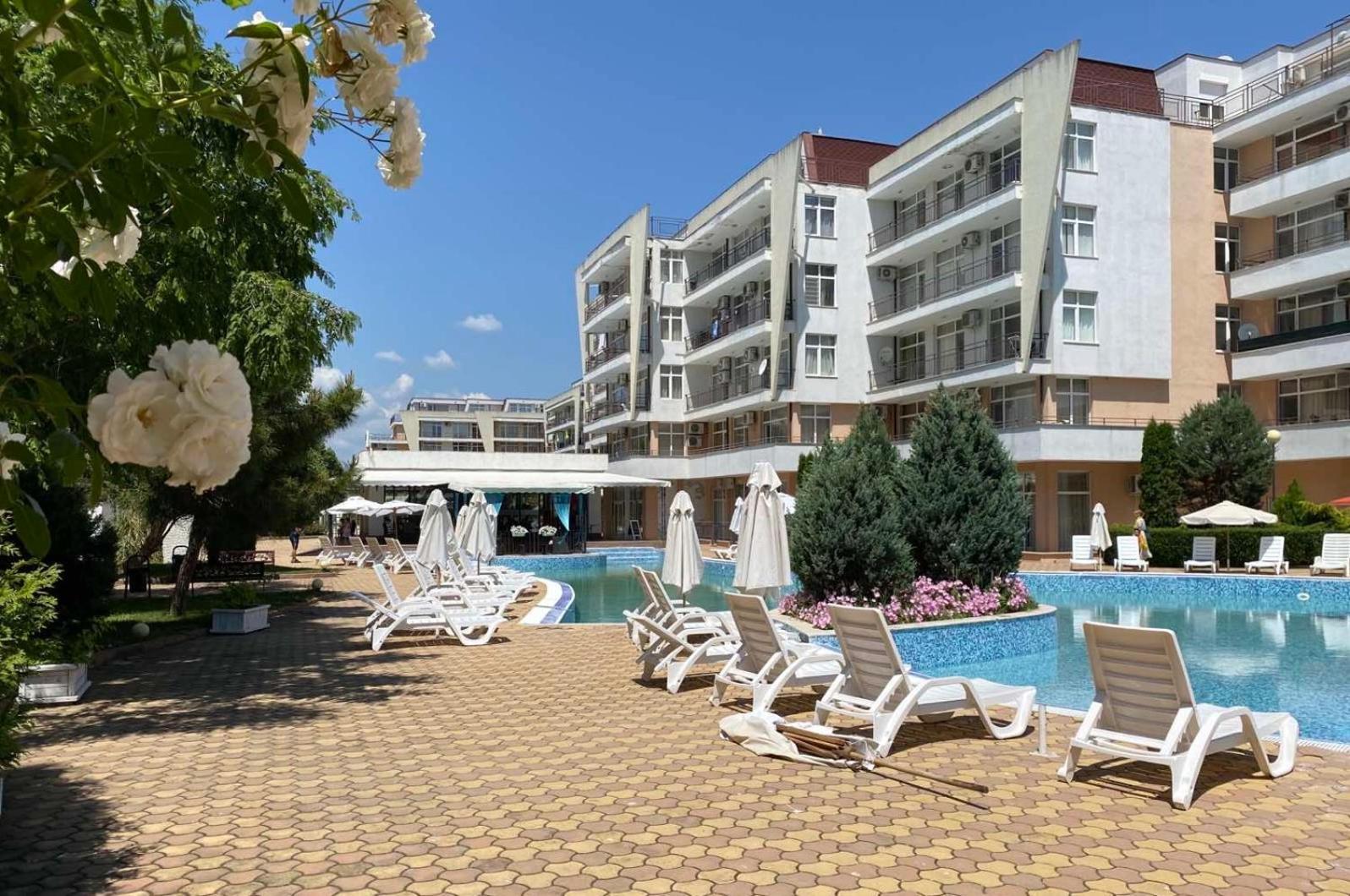 Grand Kamelia Apartments Sunny Beach Esterno foto