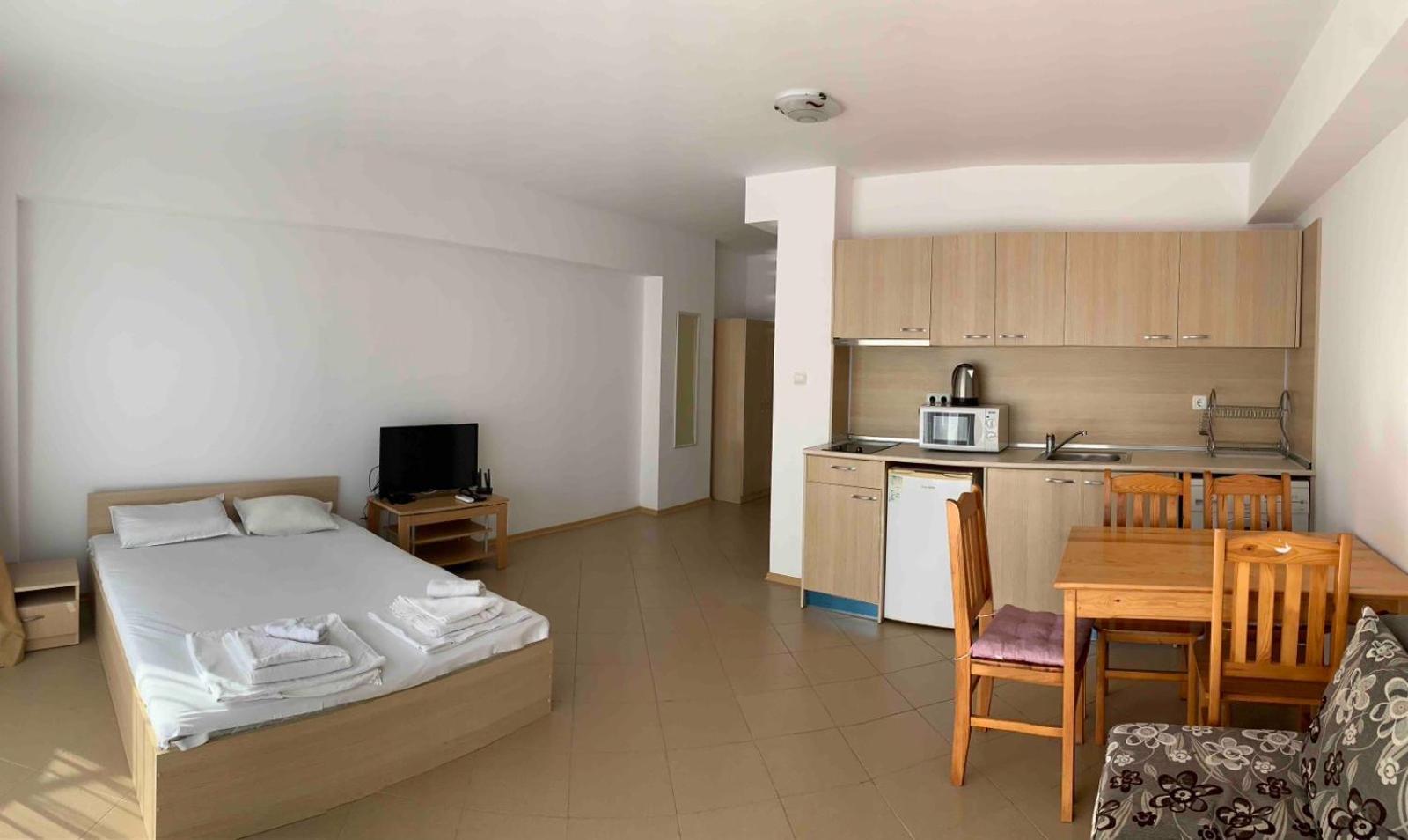 Grand Kamelia Apartments Sunny Beach Esterno foto
